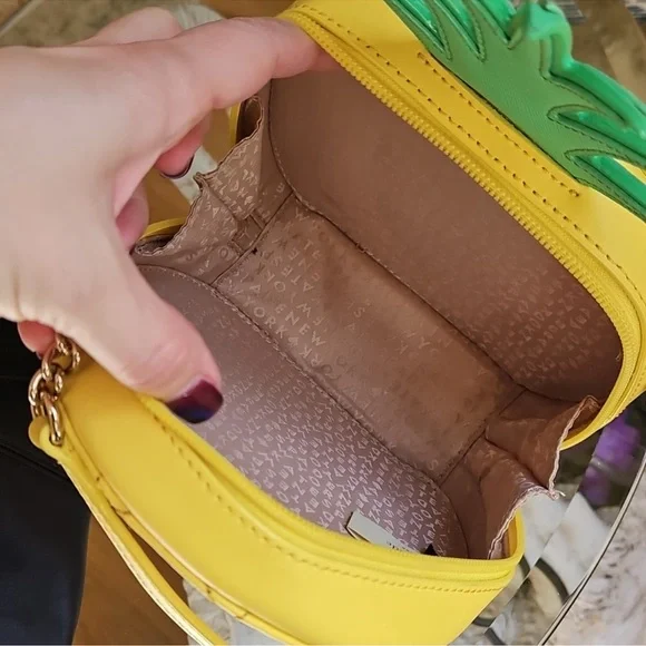 Kate Spade How Refreshing Pineapple Crossbody Novelty Bag EUC - Picture 7 of 12